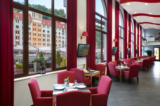 ОТЕЛЬ Tulip Inn Rosa Khutor. Набережная Панорама, 2, Эстосадок, Краснодарский край, Россия – AJAXTOUR виртуальные экскурсии и 3D туры
