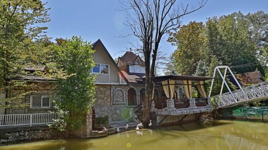 Кон-Коронель. улица Петрозаводская, 34, Орел-Изумруд, Краснодарский край, Россия – AJAXTOUR виртуальные экскурсии и 3D туры