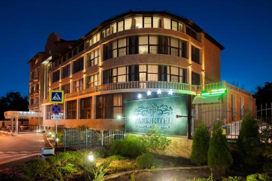 Ресторан Park Hotel. улица Береговая, 28а, Краснодар, Россия – AJAXTOUR виртуальные экскурсии и 3D туры