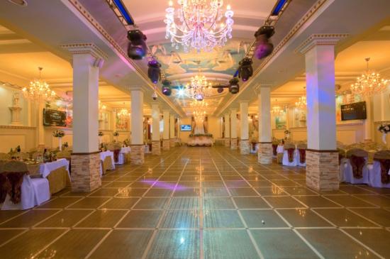 Банкетный зал White Hall. ул. Воровского, 118, Краснодар, Россия – AJAXTOUR виртуальные экскурсии и 3D туры