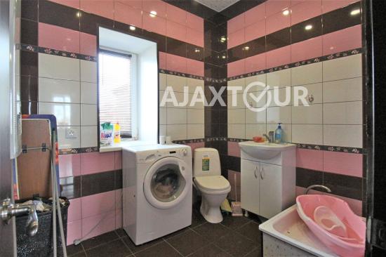 Продается кирпичный двухэтажный дом. Кумертау, Петра Великого, 49 – AJAXTOUR виртуальные экскурсии и 3D туры
