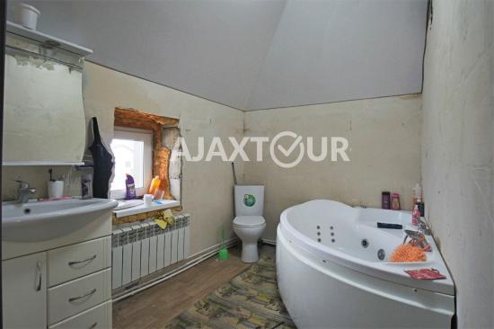Продается кирпичный двухэтажный дом. Кумертау, Петра Великого, 49 – AJAXTOUR виртуальные экскурсии и 3D туры